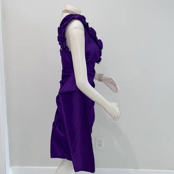 Dress - Picture 3 of 4